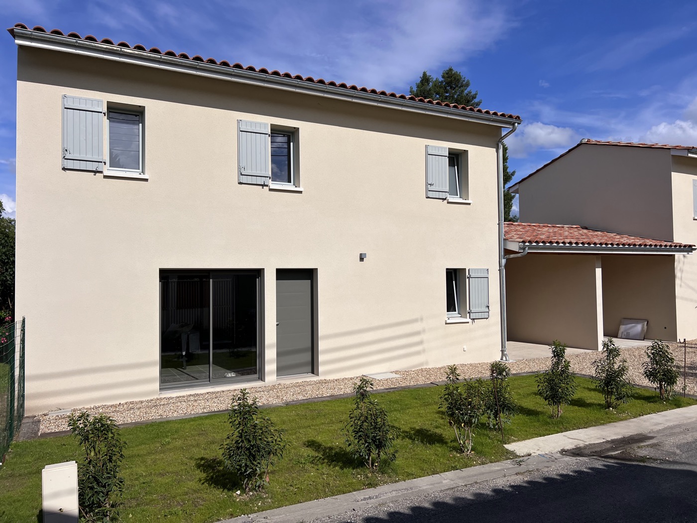 Façade de la maison à vendre à Libourne
